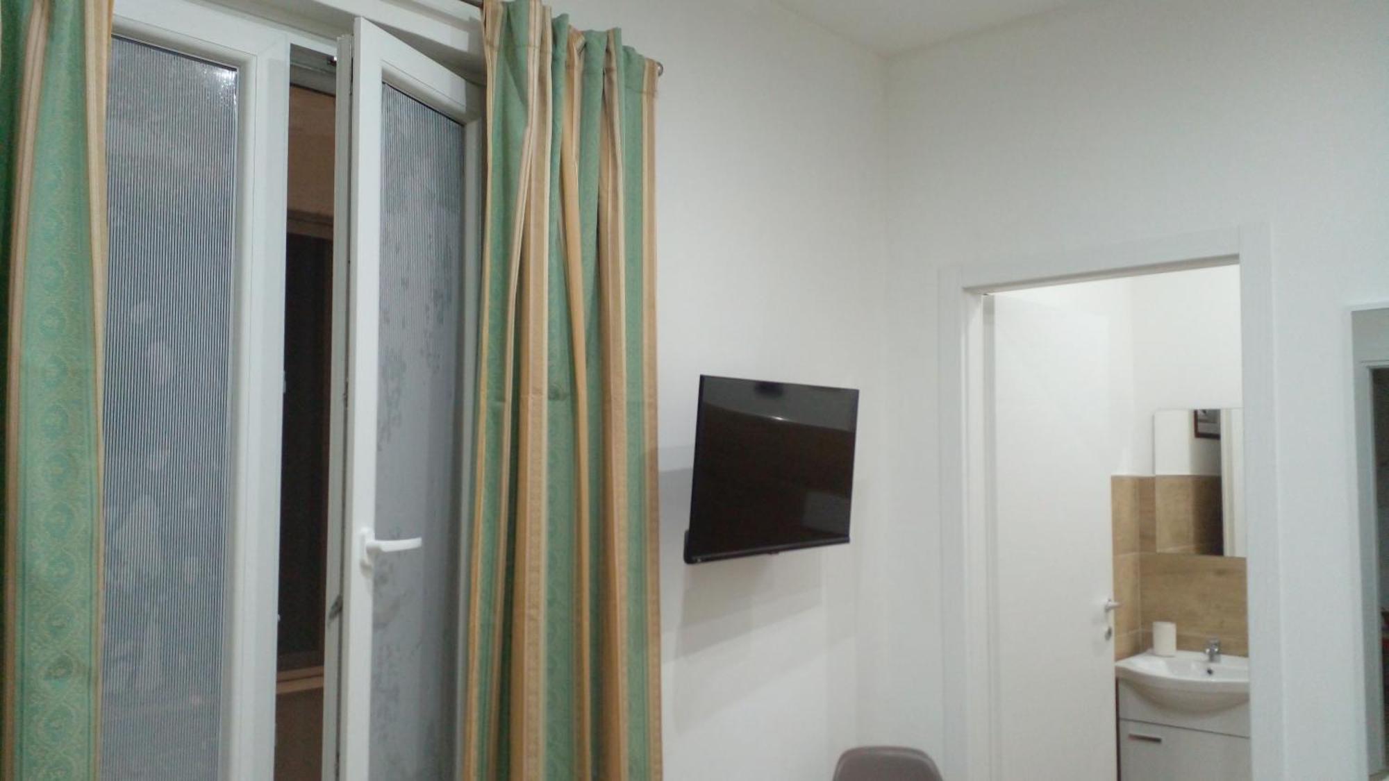 Hotel Locazione Turistica Madera Bari Exteriér fotografie